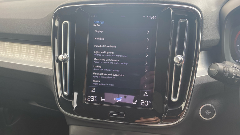 Volvo Xc40 1.5 T4 Recharge PHEV Plus Dark 5dr Auto Estate